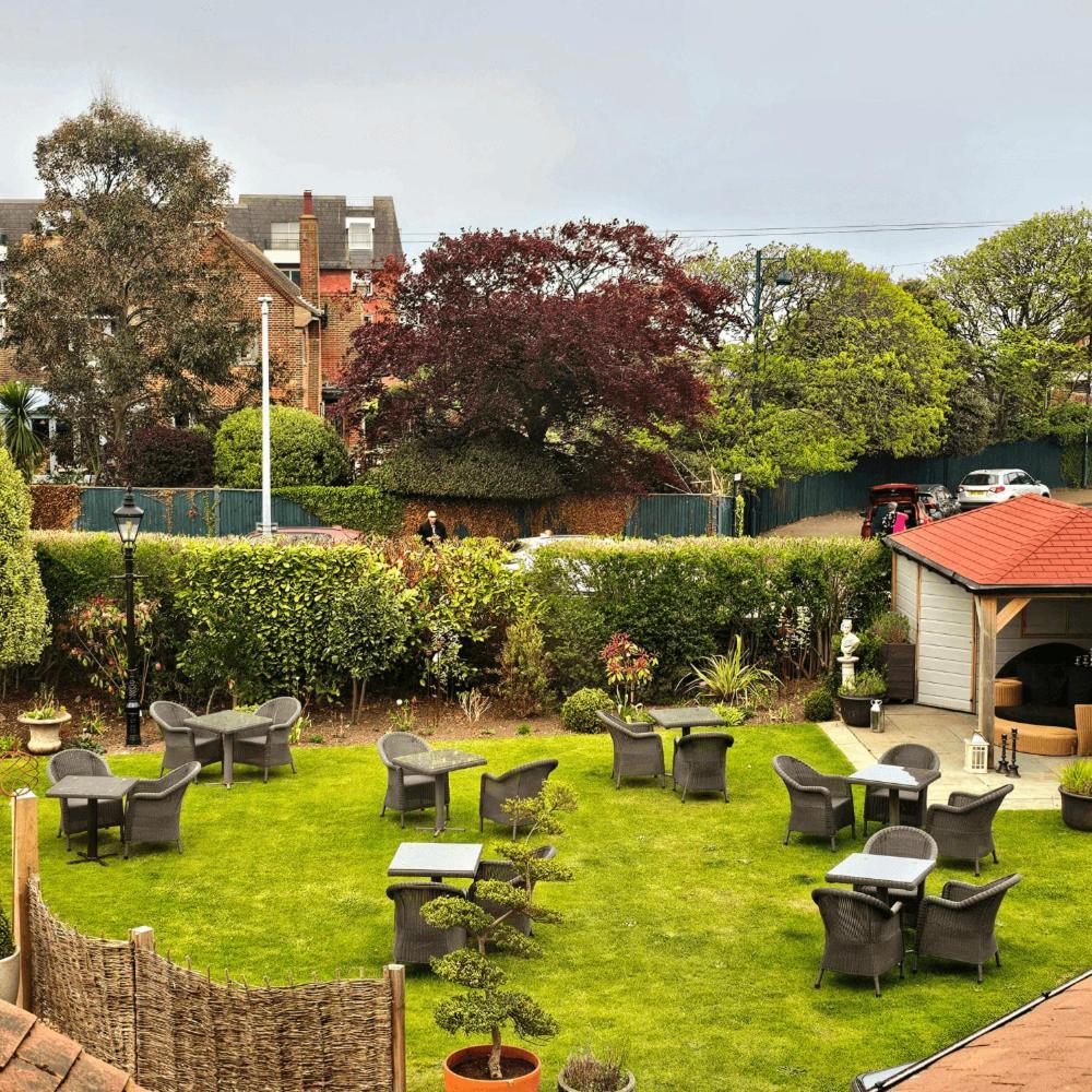 Burlington Berties Hotel Sheringham Szoba fotó